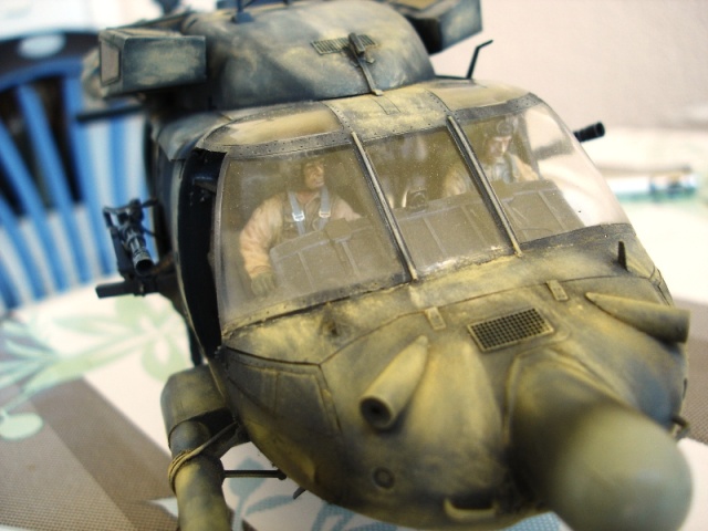 ACADEMY 1/35 AH-60 L Blackhawk DAP - Dio Afghanistan - - Page 5 Dsc03810
