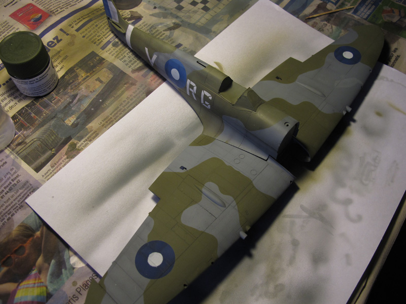 Spitfire MKVIII - [Tamiya] - 1/32 - Page 2 Img_0321