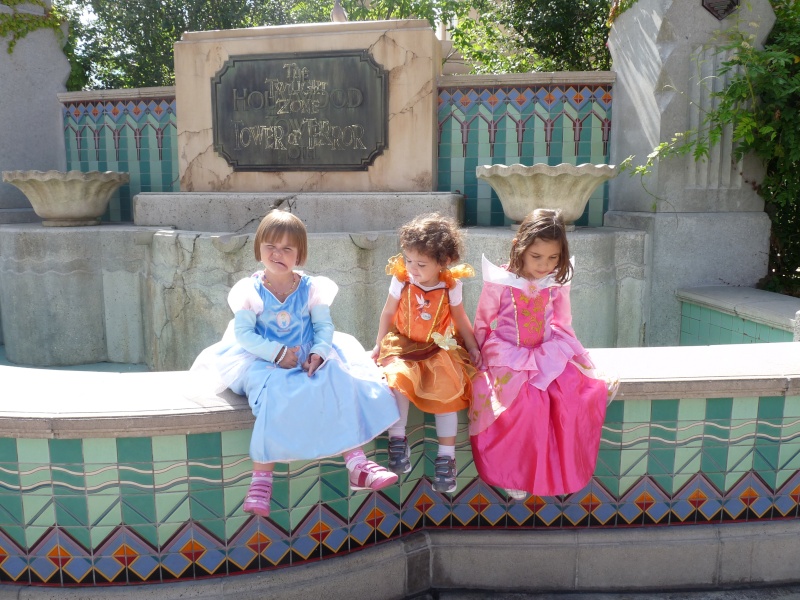 Photos de vous ou vos enfants, déguisés à Disneyland - Page 2 P1110910