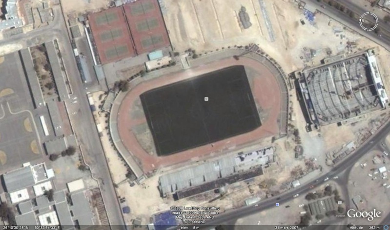 Stades de football dans Google Earth - Page 12 Bahrai10