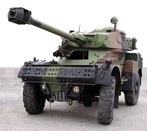 Auto Mitrailleuse Légère la Panhard AML-90 (France) (Source Encyclopédie des Armes) 800px-10