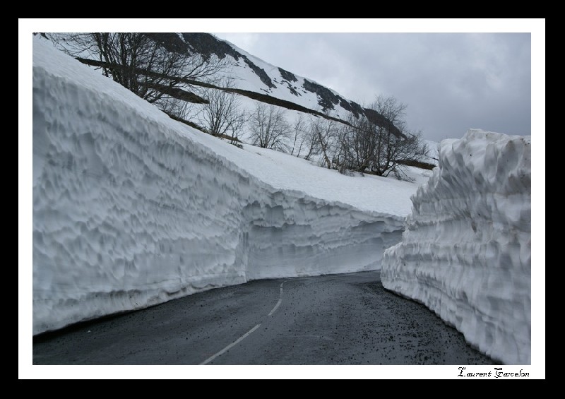 Le déneigement du Pas de Peyrol a commencé 64339210