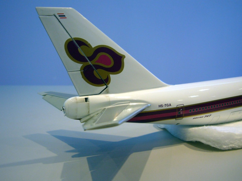 [CONCOURS LINERS] B747-200 Hasegawa 1/200 - Page 4 Fuse_a10