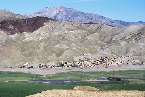 Lacs en Afghanistan Sarobi10