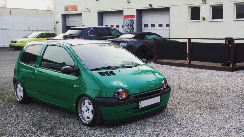 [RENAULT] Twingo 29695310