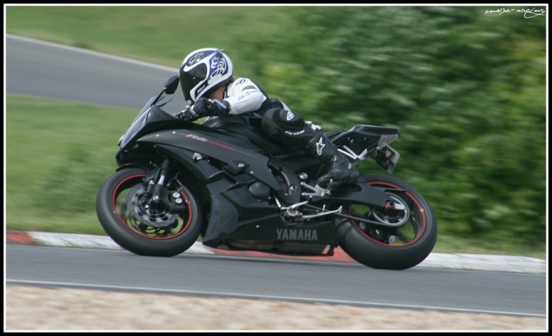 Avec mon Zx6r et mon R6 Img36111