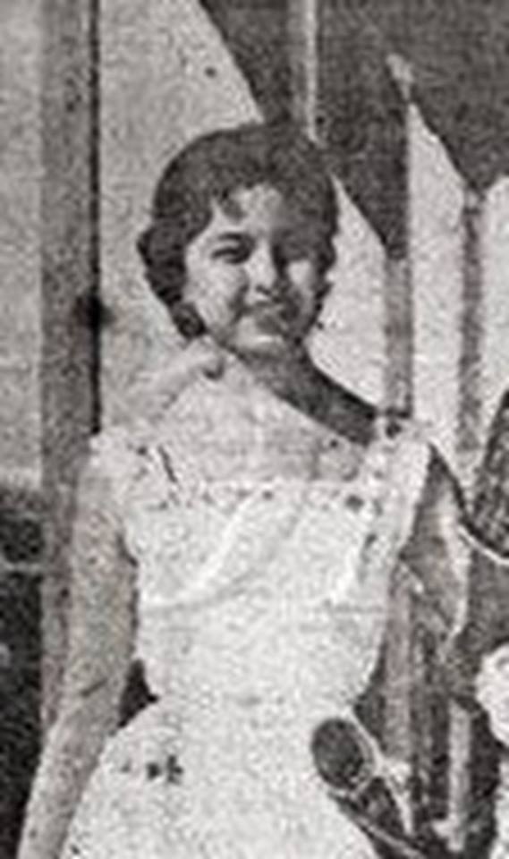 Blesilda Ocampo - Miss Philippines Universe 1954: Maria Blesilda "Bessie" Mueller Ocampo (MU 54' Semifinalist) 16807610