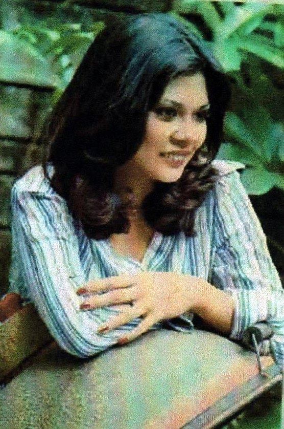 Lizbeth Samson de Padua - Bb Pilipinas Universe 1976: Lizbeth Samson de Padua   16997815