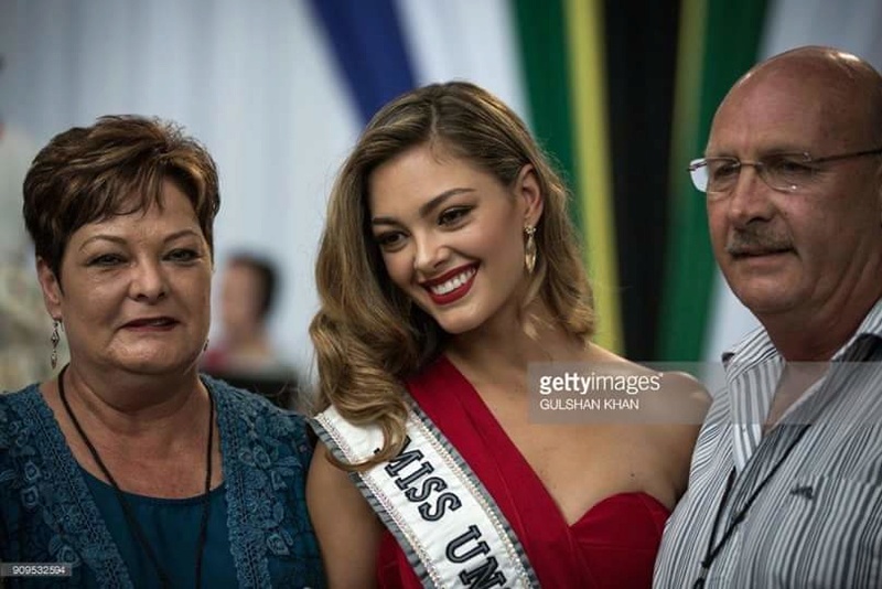 ♔ The Official Thread of MISS UNIVERSE® 2017 Demi-Leigh Nel-Peters of South Africa ♔ - Page 5 Fb_i1464