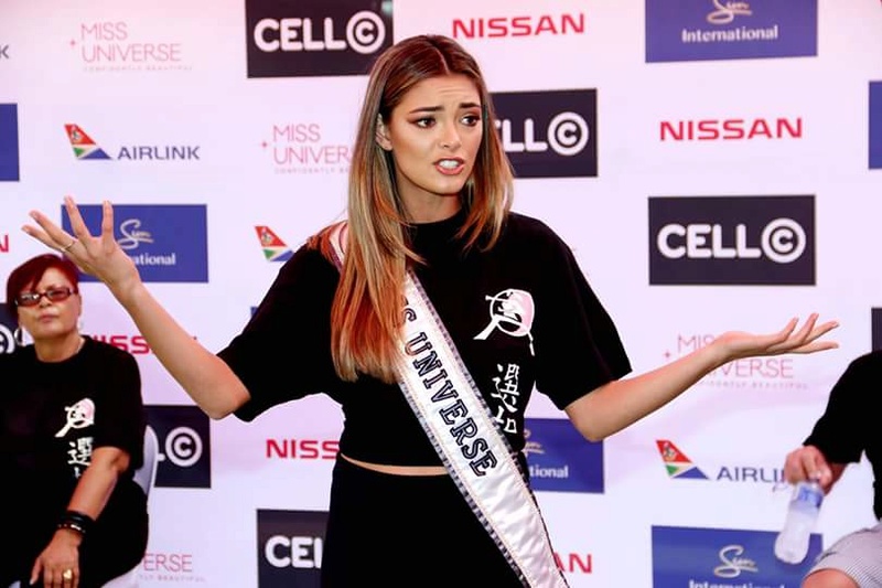 ♔ The Official Thread of MISS UNIVERSE® 2017 Demi-Leigh Nel-Peters of South Africa ♔ - Page 5 Fb_i1556