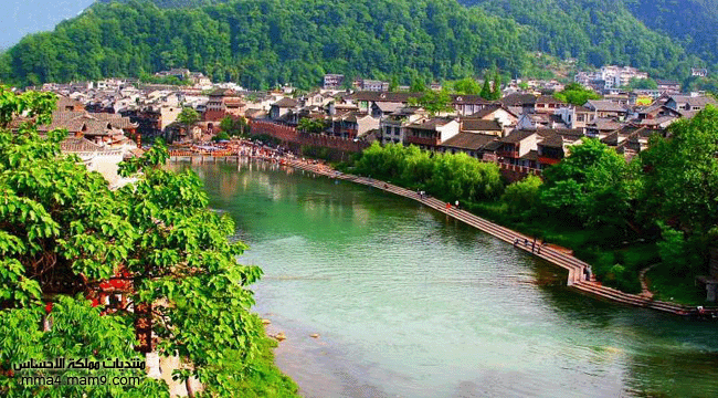 قرية صينية مثل لوحة زيتية 710