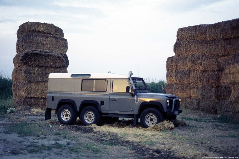 Land Rover 6x6 210