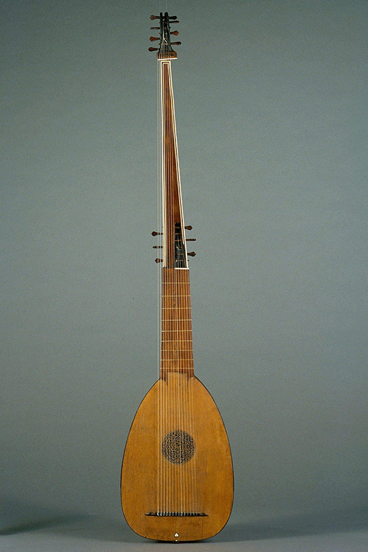 Découverte de la lutherie et fabrication d'une viole de gambe... - Page 25 Image_10