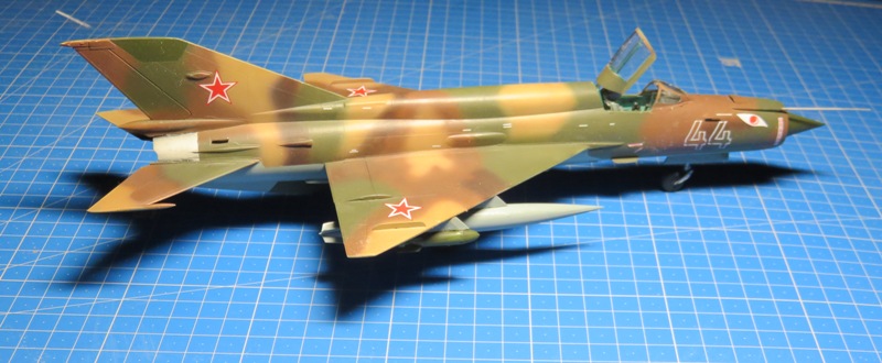 MiG-21Bis [Eduard 1/48] : Résurrection partie 3 Img_7819