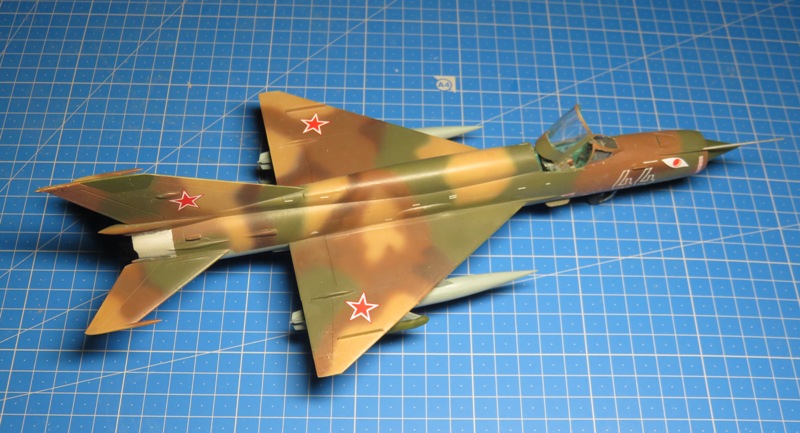 MiG-21Bis [Eduard 1/48] : Résurrection partie 3 Img_7820