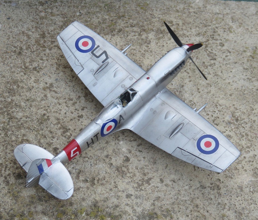 Supermarine Spitfire XVI [Eduard Week End 1/48] Img_7945
