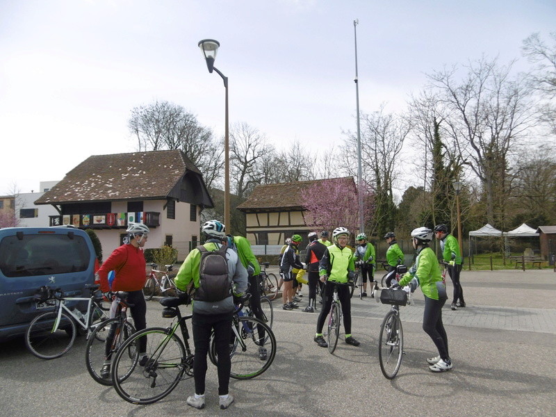 VELO LUNDI DE PAQUES P1020817