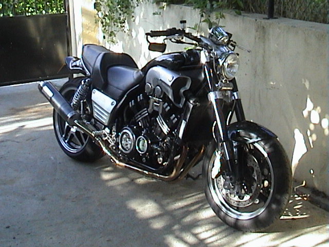 Fourche R1 ou 1100 gsxr Dsc00017