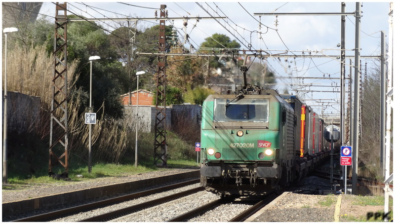Photos et vidéos de la ligne Bordeaux - Toulouse - Narbonne - Sète (de 2017 à nos jours) - Page 3 34_via11