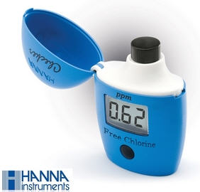 Appareil de mesure chlore "Mini photomètre" Hanna HI701 Mise à jour 2015 Photom10