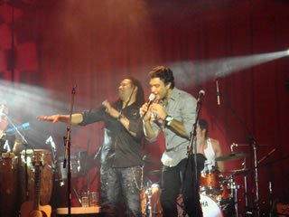 (Fotos) Jaime Camil en el concierto de Amaury Gutierrez en Voila Concie23