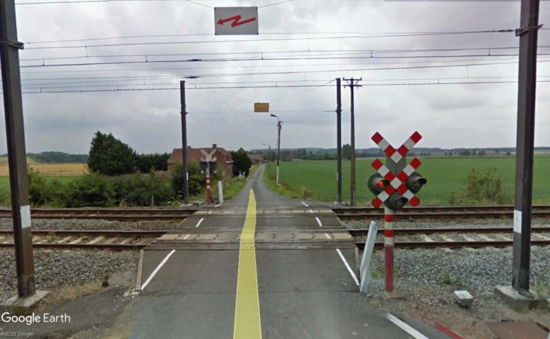 Street View: la street car commet une infraction grave! Havinnes (Belgique) Passag11