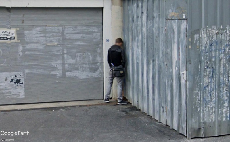 STREET VIEW - Un pipi au bord de la route - Walem - Belgique Pipi10