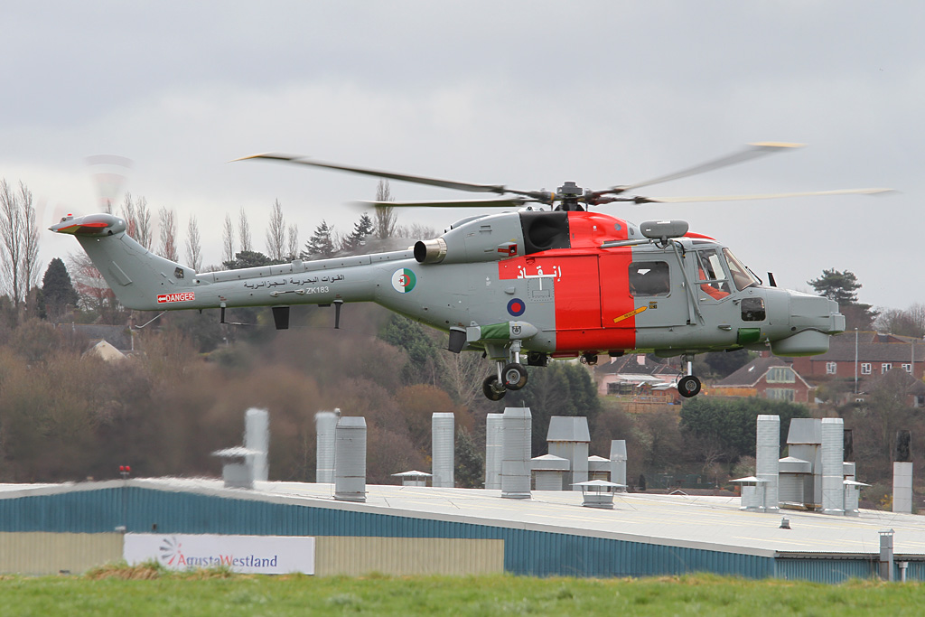 مبروك للجزائر على الطائرة المروحية Merlin و super lynx - صفحة 2 G-1_710