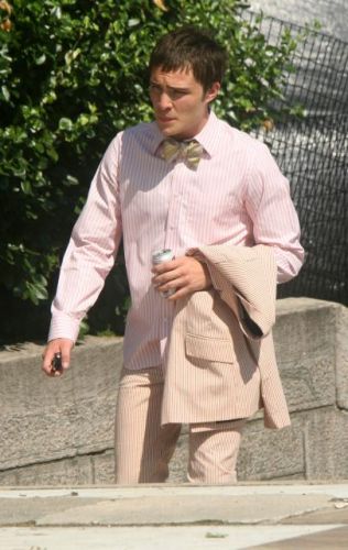 05.08.07 - On Location for Gossip Girl Photoshoot Normal15