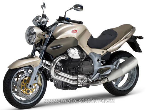 Moto Guzzi 2011 Photom10