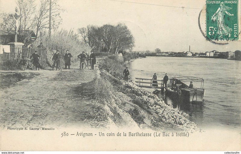 CPA avant les ponts suspendus de Marc Seguin, les bacs à traille 222_0010