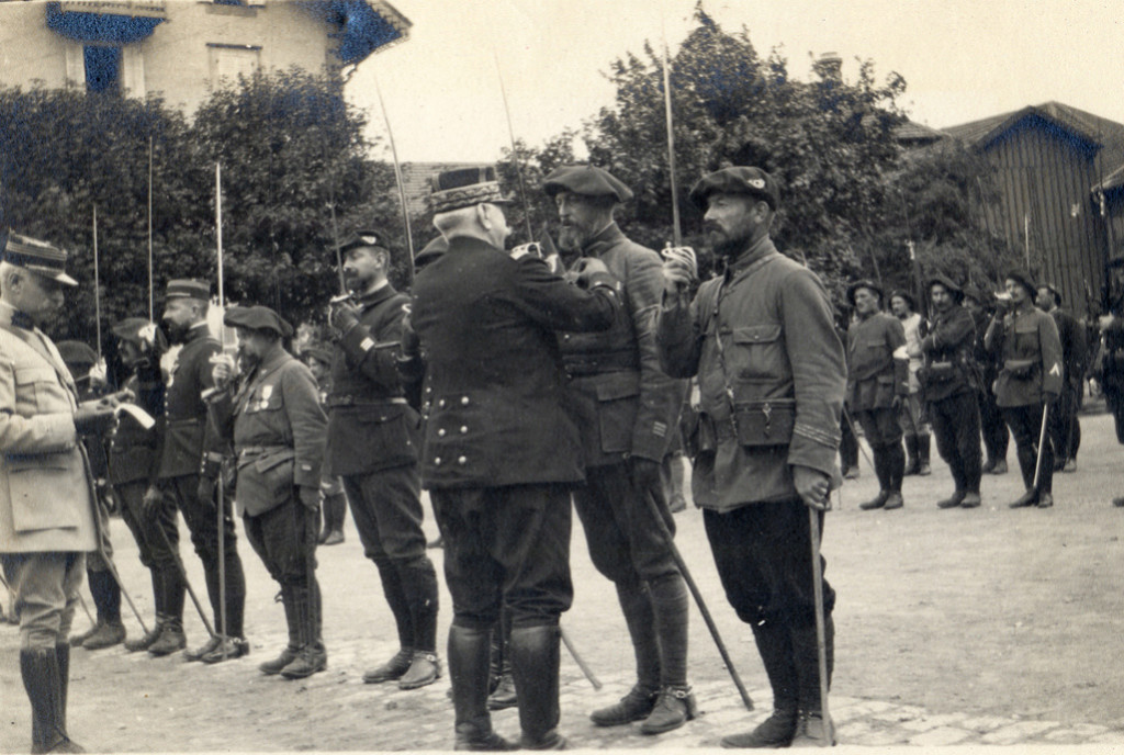 Hommage au capitaine Ferdinant Belmont du 11° B.C.A. 08910