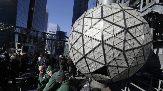 New York chuẩn bị quả cầu pha lê đón năm mới 69577510