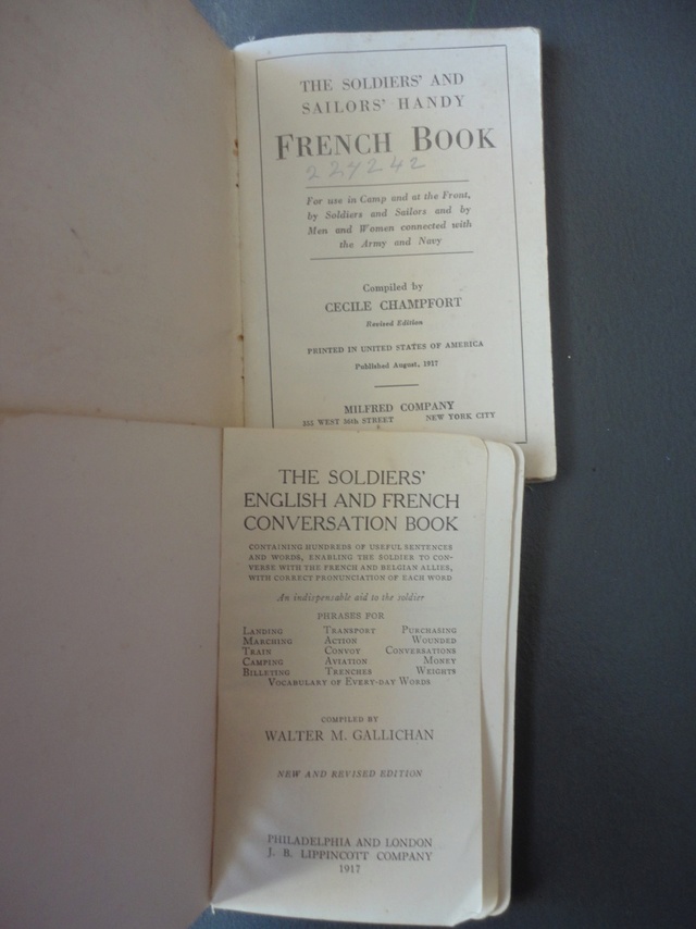 French dictionaries for US troops 2_057