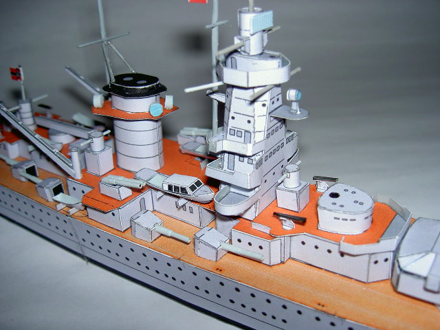 Graf Spee in 1:400 - Fertig Pict1618