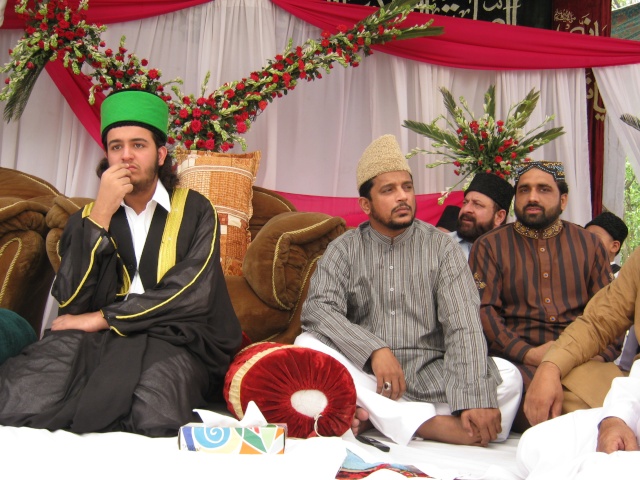 Sabih Rehmani in eid ghah shareef 2010 Img_4010