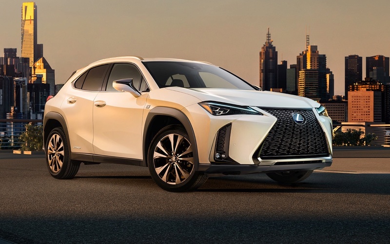 2018 - [Lexus] UX Ux10