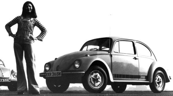 Photos d'époque Volkswagen & Porsche - Page 3 21207910