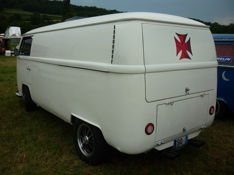 The French VW Bus Meeting - Fley 2012 2728__14