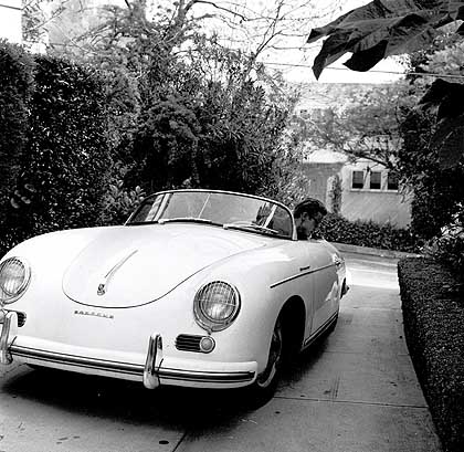 Photos d'époque Volkswagen & Porsche - Page 4 42107310