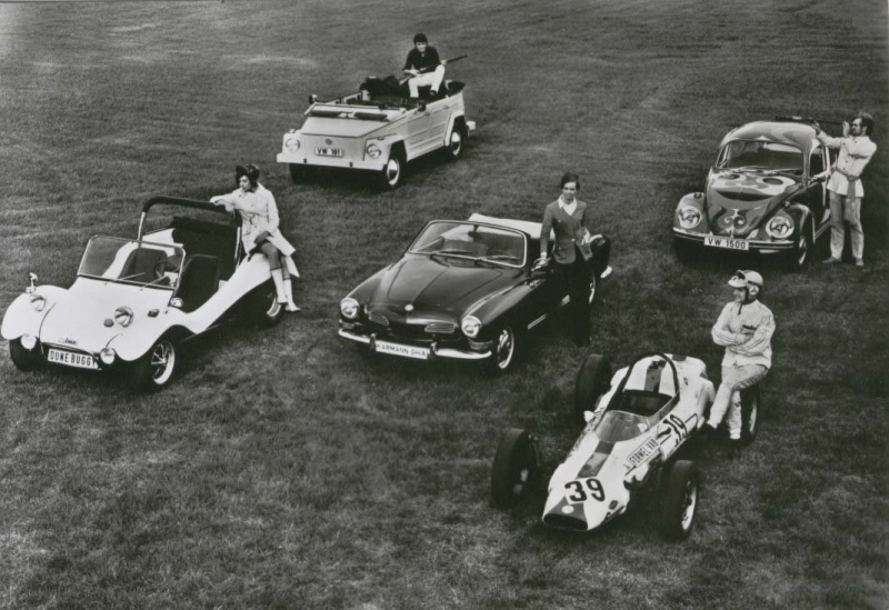 Photos d'époque Volkswagen & Porsche - Page 2 Groups10