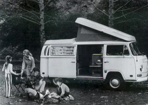 Photos d'époque Volkswagen & Porsche - Page 3 Westy210