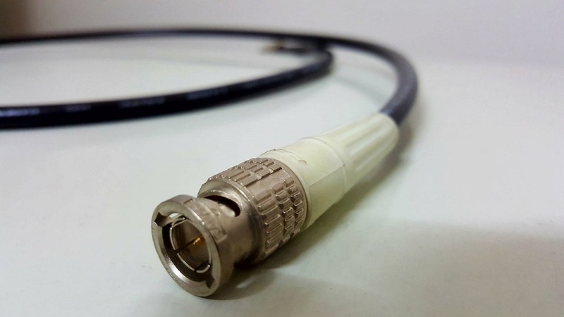 Canare True 75-Ohm Digital Coaxial Cable (BNC to RCA) (Sold) Pic_0110