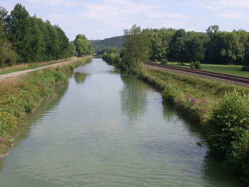 V 53 Voie Verte du canal “Entre Champagne et Bourgogne” 41_spo10