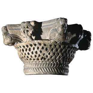 Column Capital in the Form of a Basket 56-2-c10