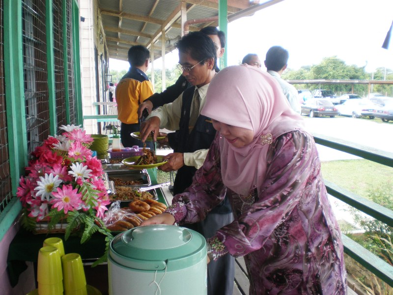 Mesyuarat Kurikulum Guru-Guru Besar Zon Bingkor -14april2010 P4142012