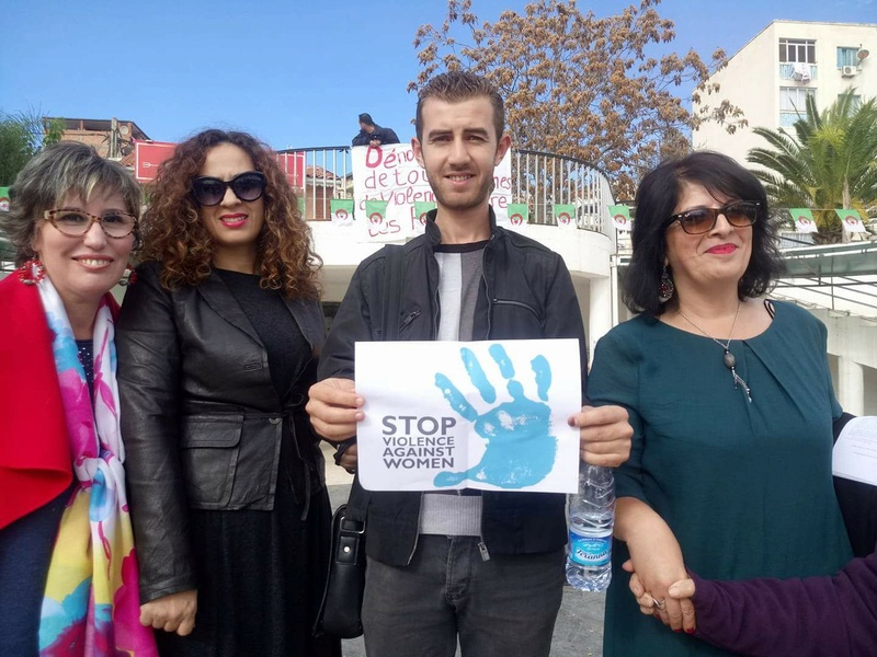 Béjaia : Rassemblement contre les violences faites aux femmes le samedi 25 novembre 2017 - Page 2 1402