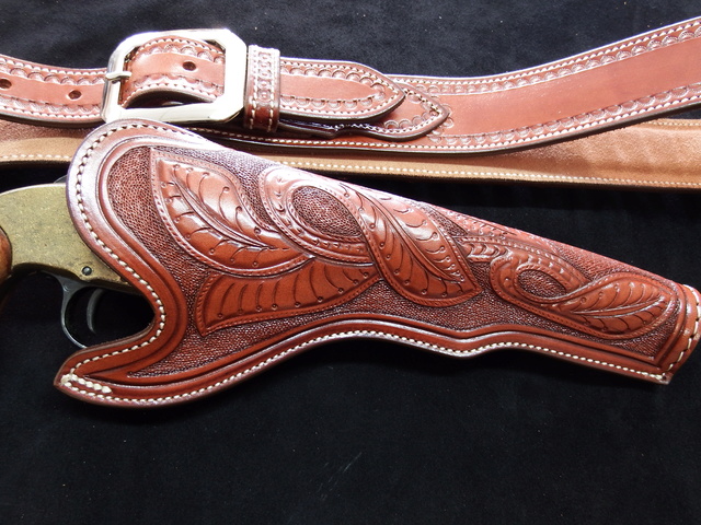 "JESSE JAMES" HOLSTER By SLYE Dscf1811