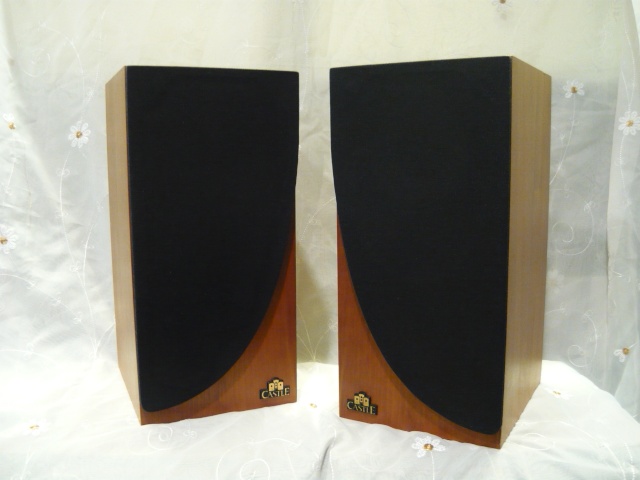 Castle model ISIS bookshelf speaker (used) SOLD P1050511