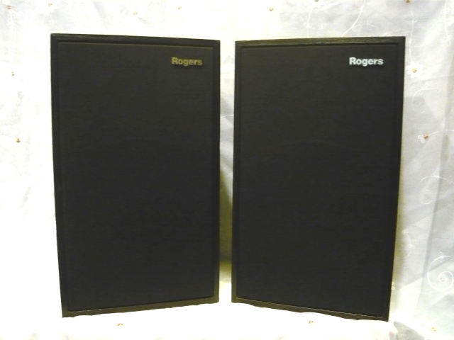 Rogers Bookshelf speaker Used) SOLD P1050722